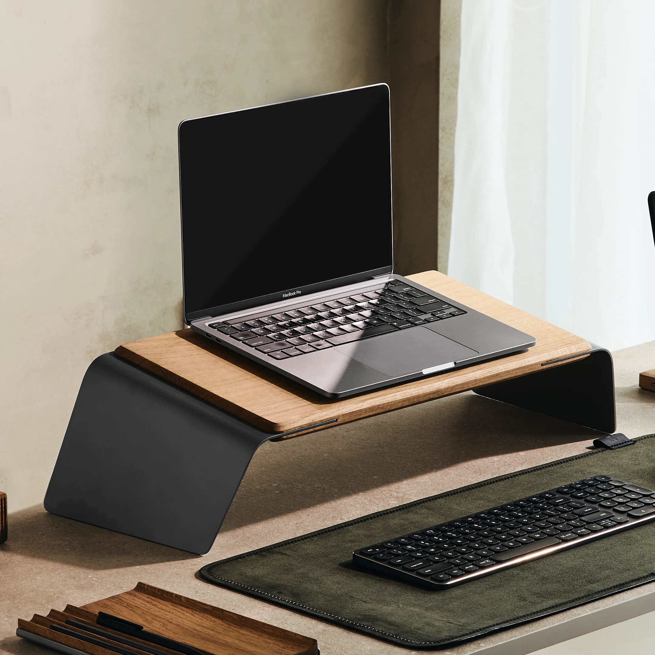 ANYWHERE LAPTOP STAND - Image 31