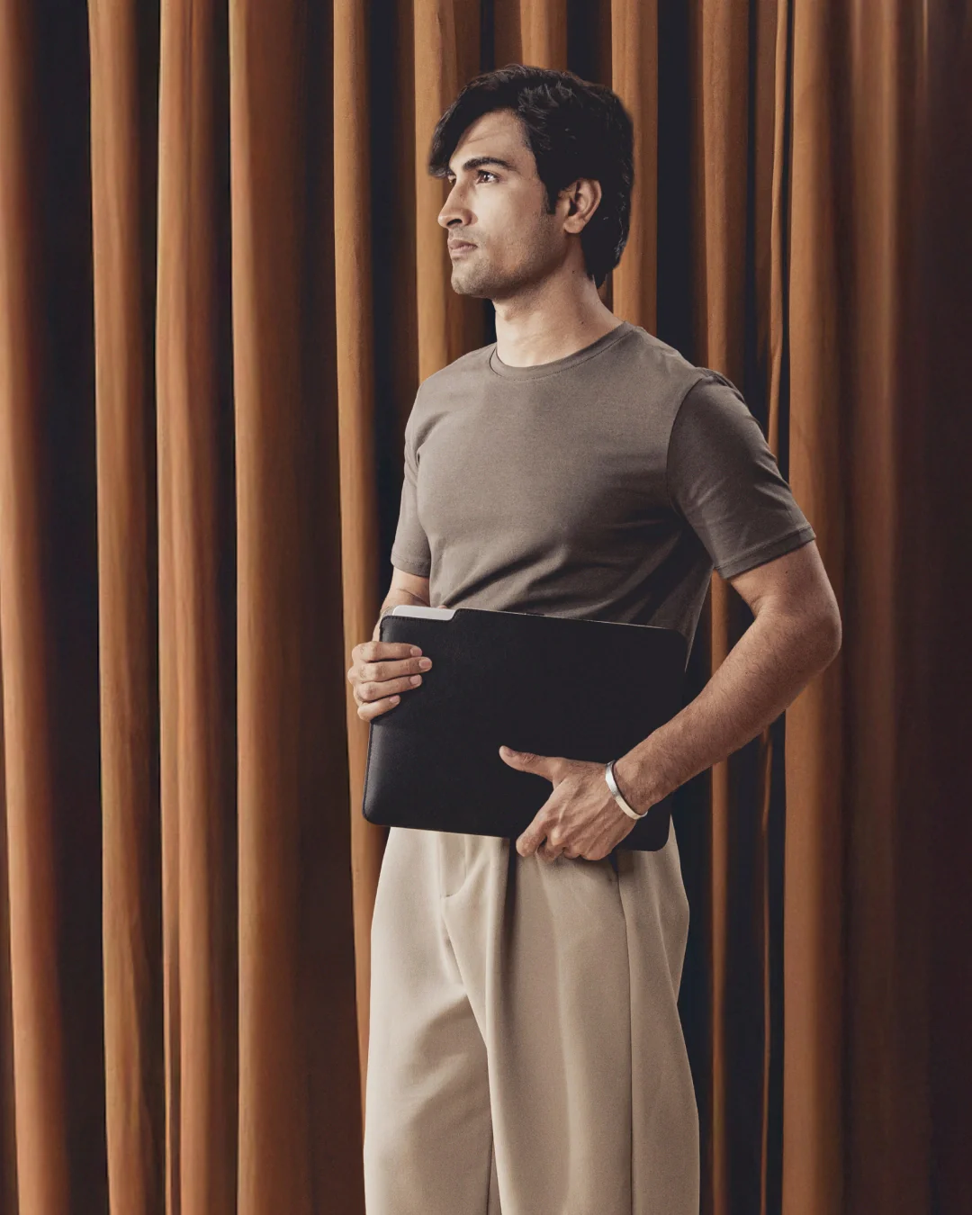 ARCHIVE LAPTOP SLEEVE - Image 22