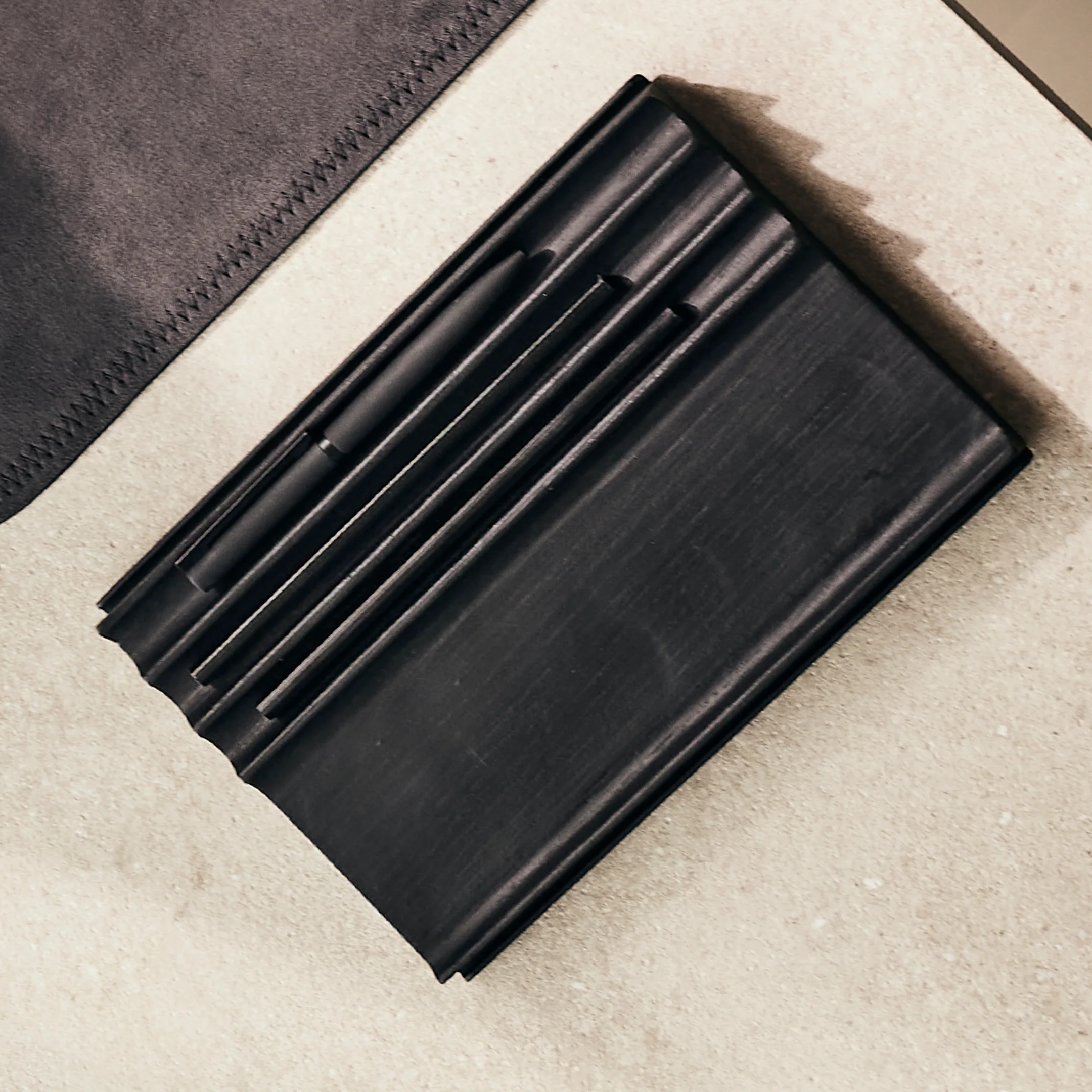 EXHIBIT DESK ORGANIZER - Image 23
