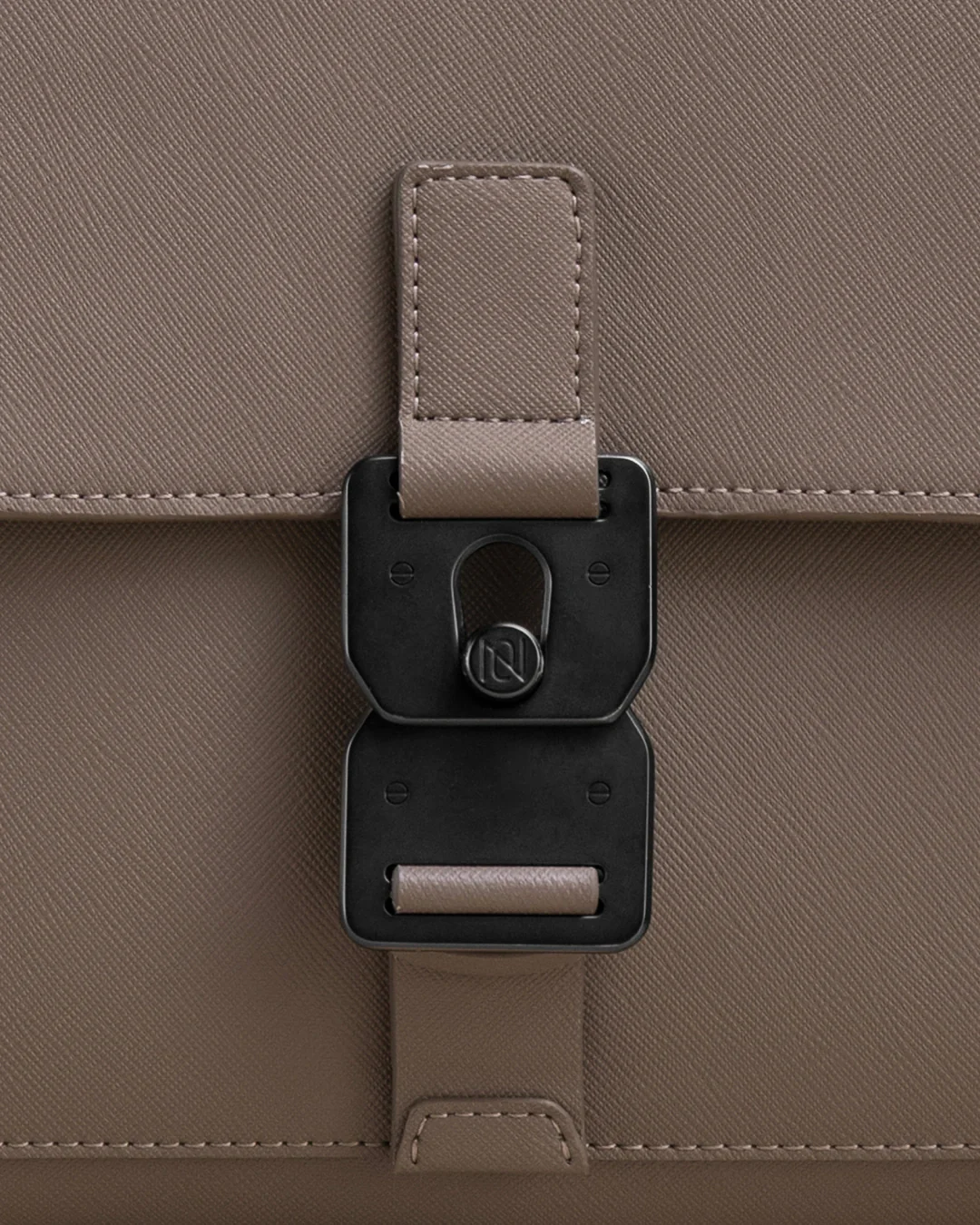 FATHOM BRIEFCASE - Image 25