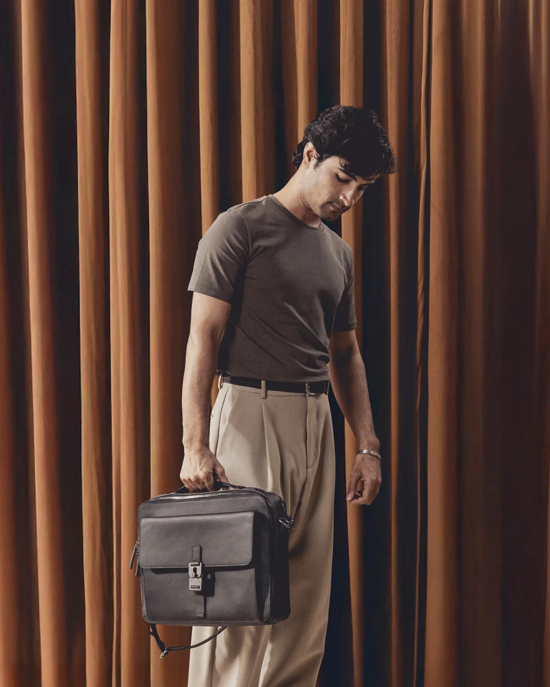 FATHOM BRIEFCASE - Image 34