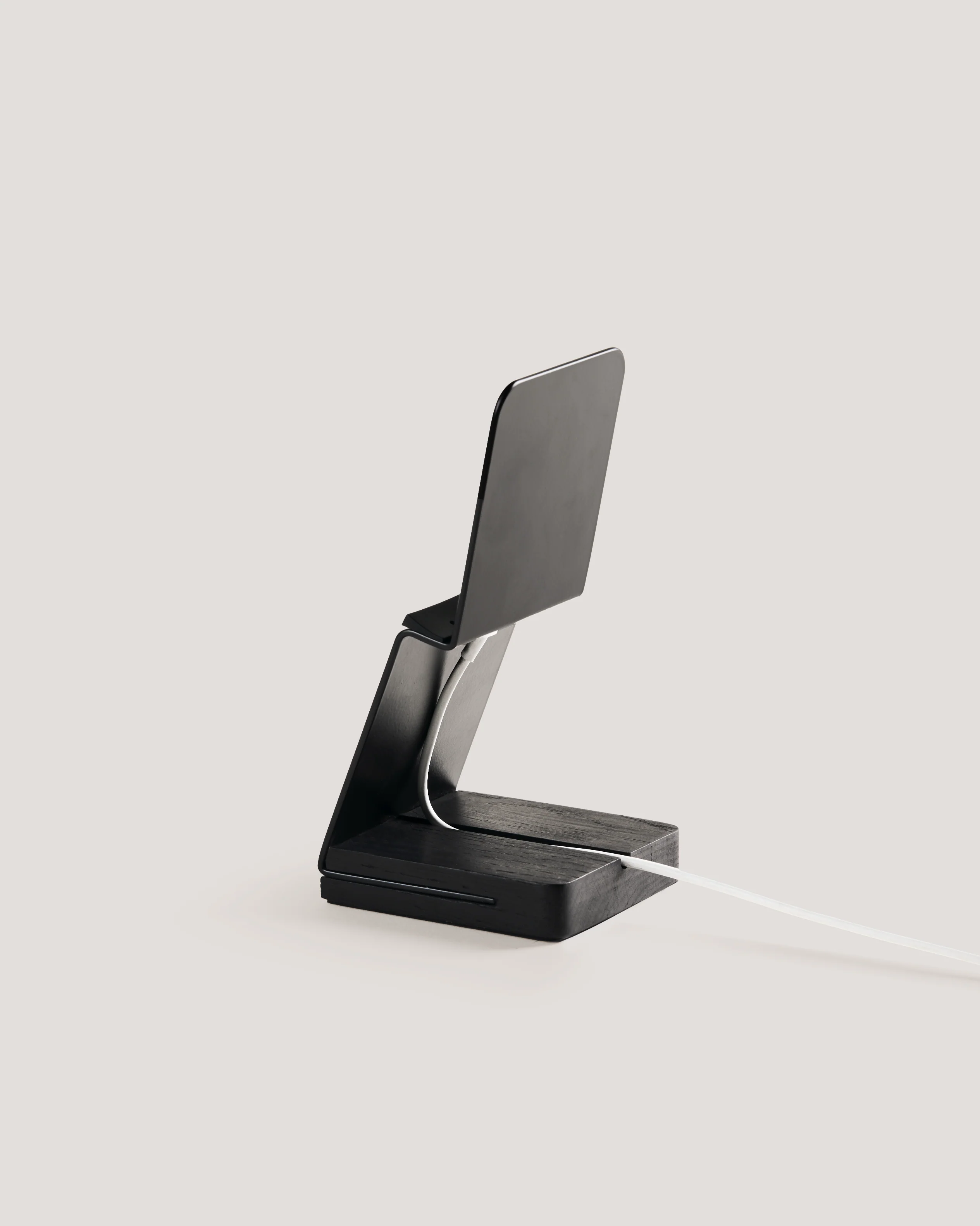 HANDS-ON MOBILE STAND - Image 12