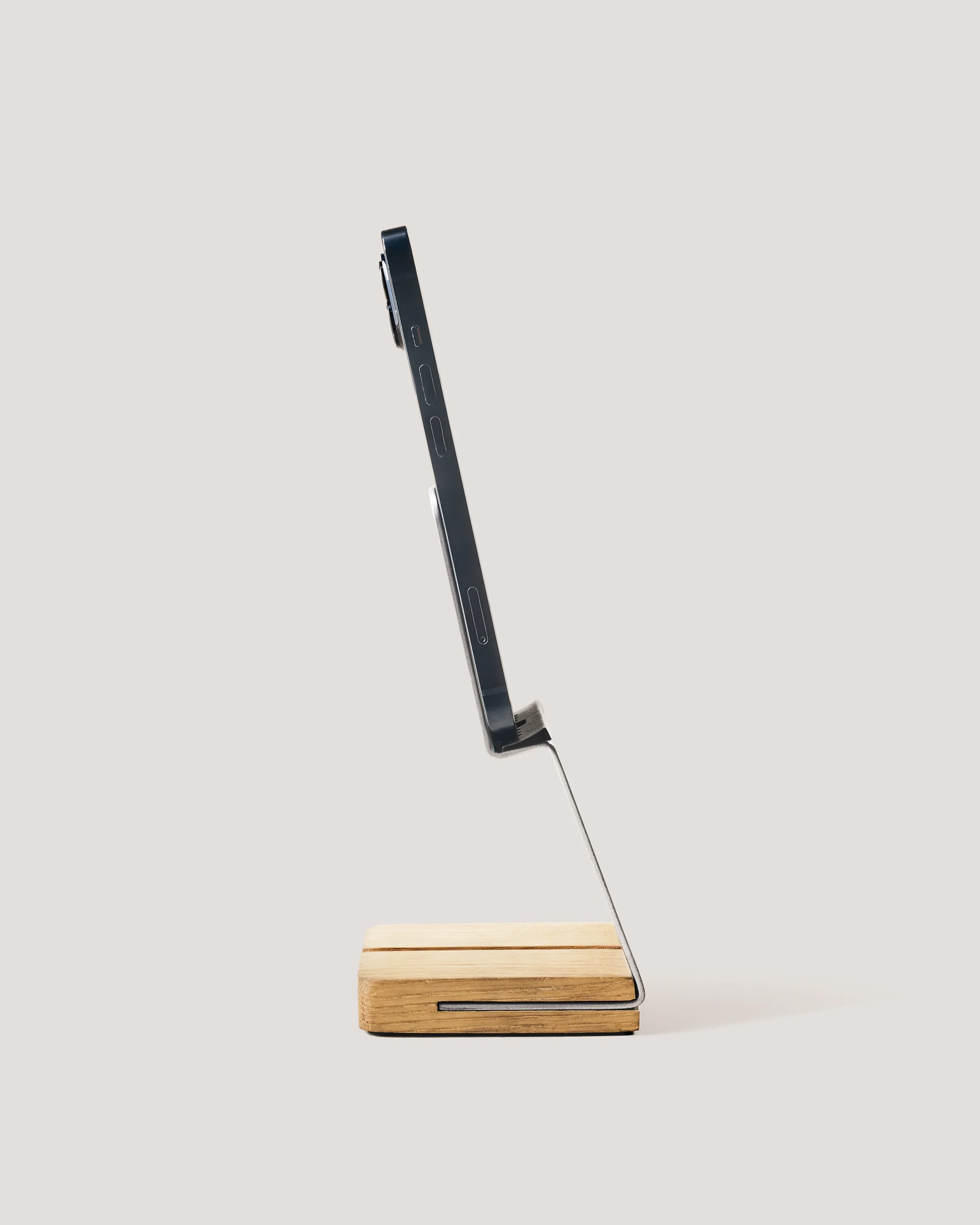 HANDS-ON MOBILE STAND - Image 15