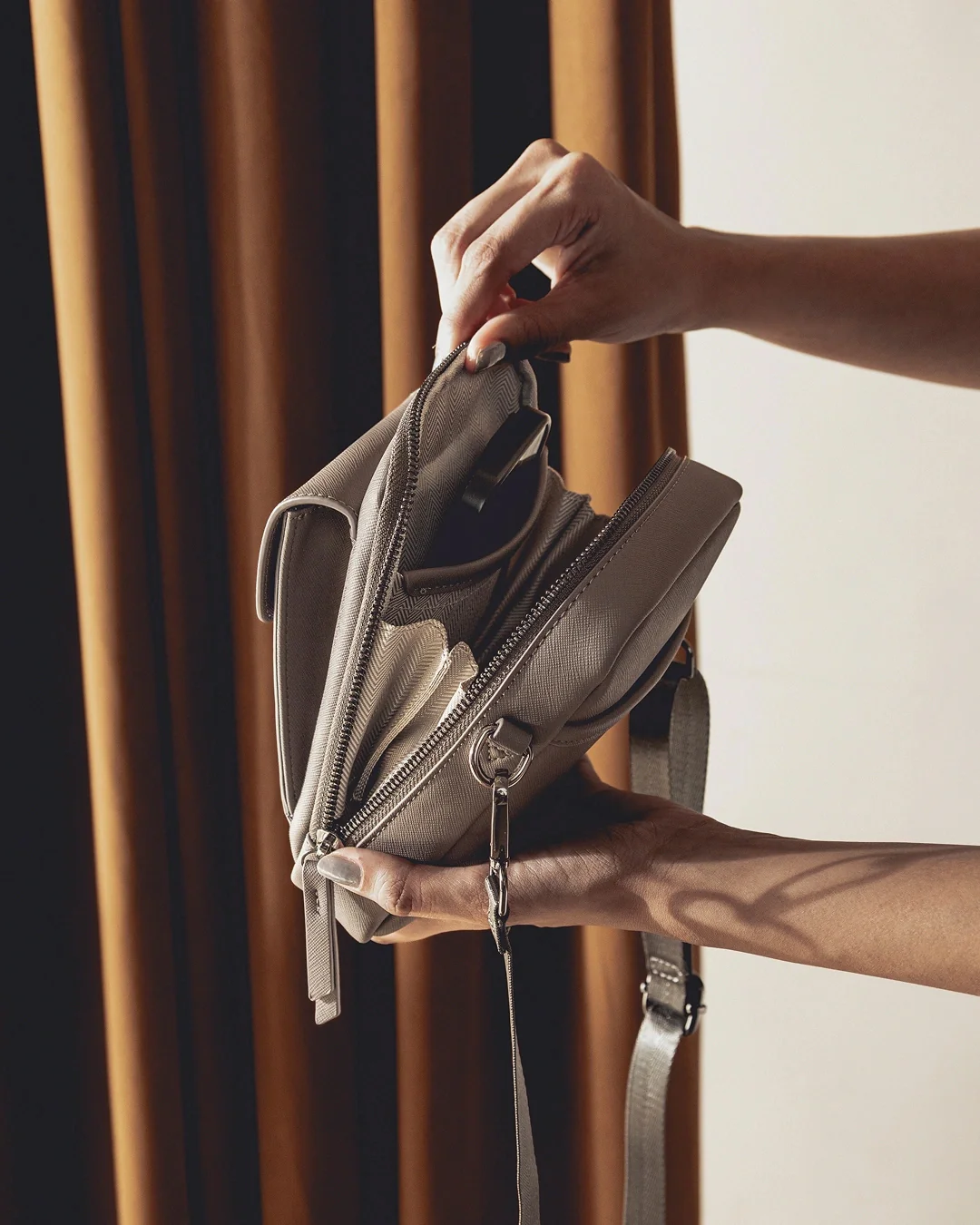 NOMA SHOULDER BAG - Image 35