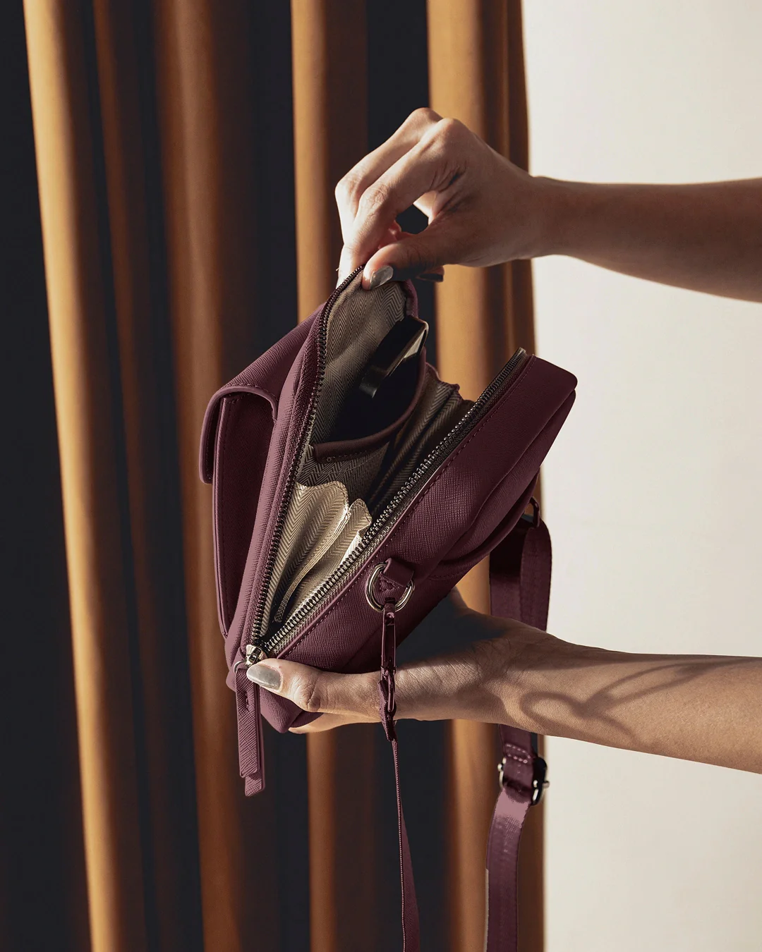 NOMA SHOULDER BAG - Image 37