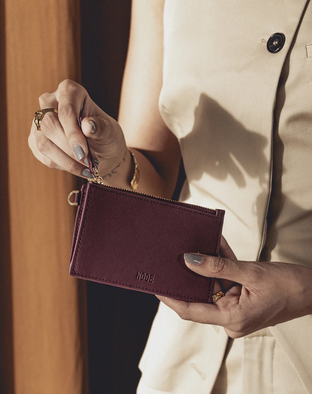 OKAN ZIPPER WALLET - Image 11