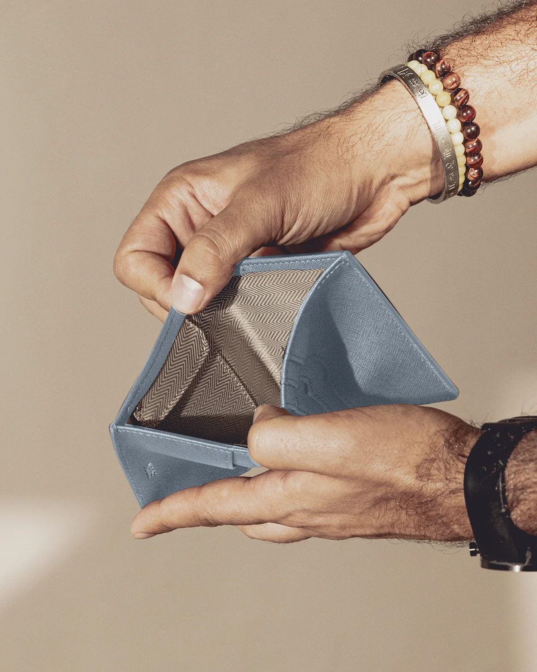 SLEIGHT RFID BI-FOLD WALLET - Image 46
